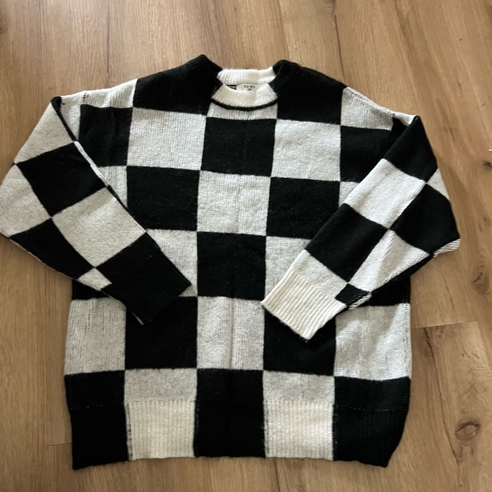 NA-KD checkered sweater
